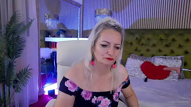 LadyTouch webcam
