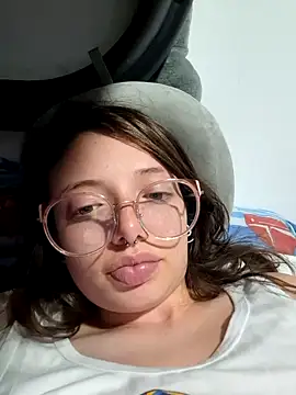 linda-schmidt live cam on StripChat