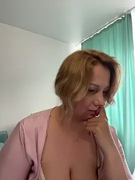 Avery_Wilson webcam