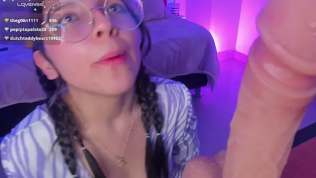 kitty_patitas_suavesss webcam