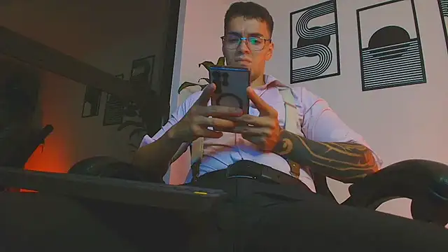 ALPHA_DOMINUS_ webcam