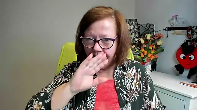 Adelewildx live cam on StripChat