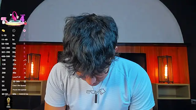 Leo_Savage_ webcam