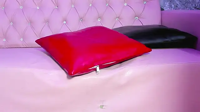 miacam-hot webcam