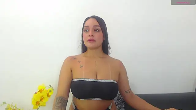 RenataBrown webcam