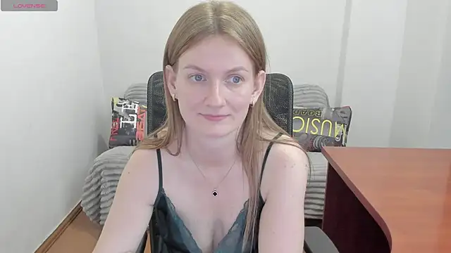 Alisha_Skyes webcam
