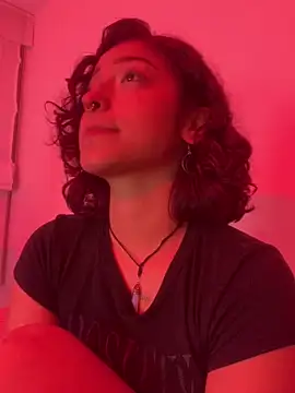 LilithMonette webcam