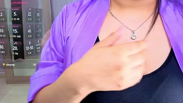 lia_harper_t webcam