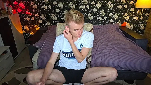 Vuitton webcam
