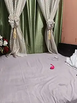 Shalu_G webcam