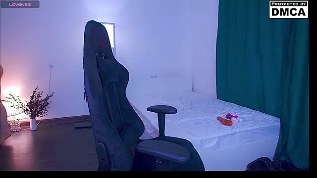 Aliceglass__ webcam