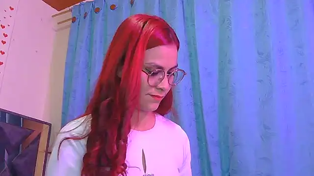tinny_emiily webcam
