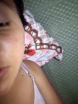 AishaYeleth webcam