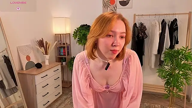 LeliaSavich webcam