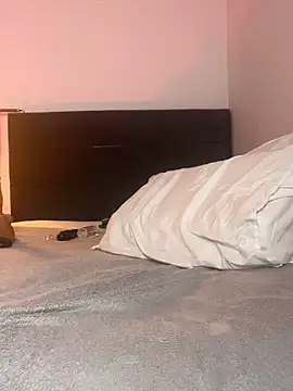 muscle_boyhorny webcam