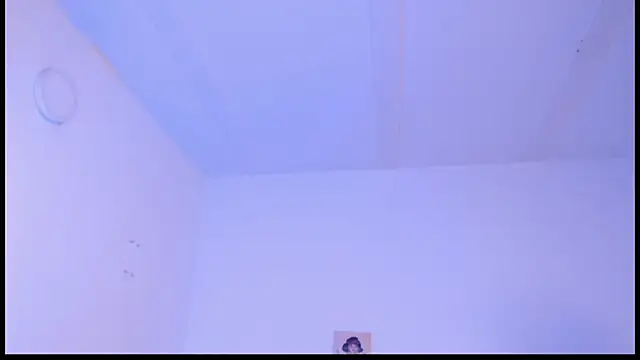 lizzy-c-e-e webcam