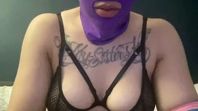 CreamyCupCake103 webcam