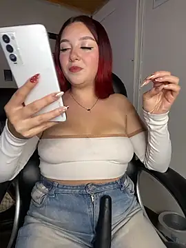 Karen18_boobs webcam