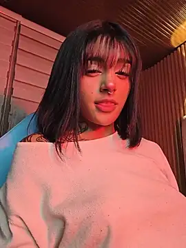 Watch Milu_carbajal_x live on EroticFlix - High definition streams