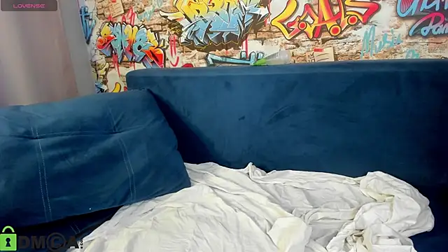 Kira_Be11 webcam