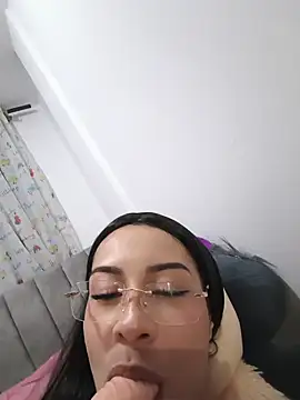 julieta_montoya webcam