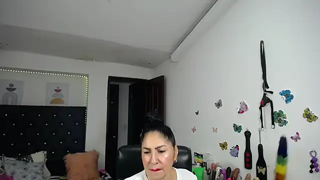 mature_bigboobs10 webcam