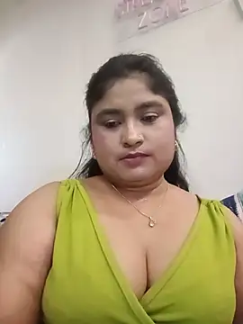hornyriyanka webcam