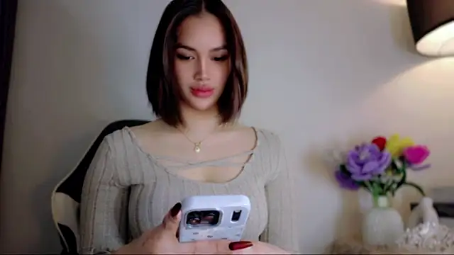 Anna_HollyDoll webcam