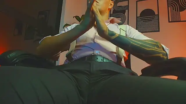 alpha_dominus_ - ALPHA_DOMINUS_'s free webcam - UK Sex Cams