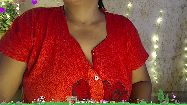 ItsMiraDesire webcam