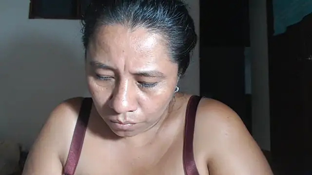 adrixxx38 webcam