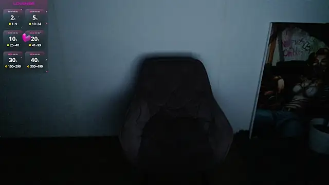 LadyLiia webcam