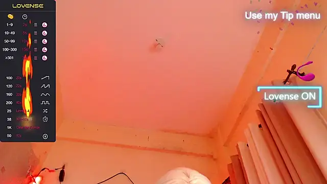deliciousClaire webcam