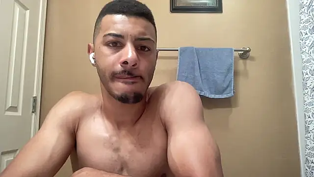 jttooni3e live sex cam