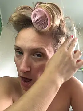 UmaTruewoman webcam