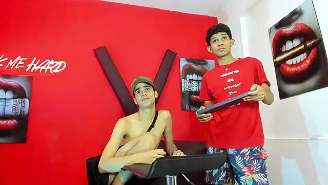 TWINKS_BOYSX webcam