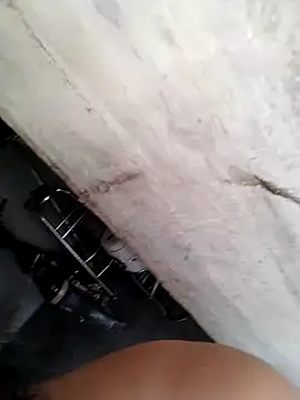 BigAss-69 webcam