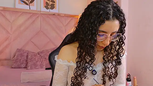 DemiJones_ webcam