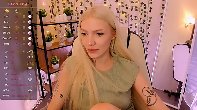 Watch AnyaTaylor_ live on EroticFlix - High definition streams
