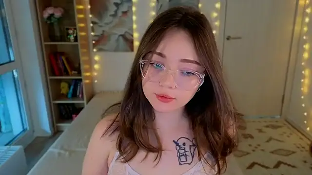 MilenaSaint webcam