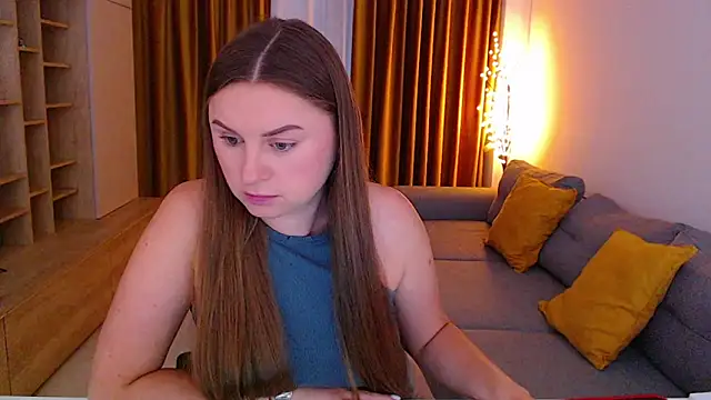 mia_bloomy webcam