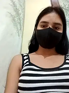 Mahira-- webcam