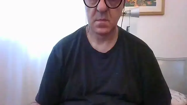 ANONIMO7735 webcam