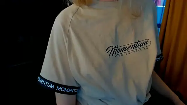 HaleySweet18 webcam