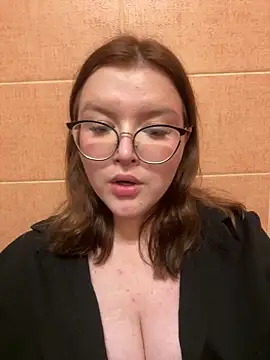 TrishaMoons webcam