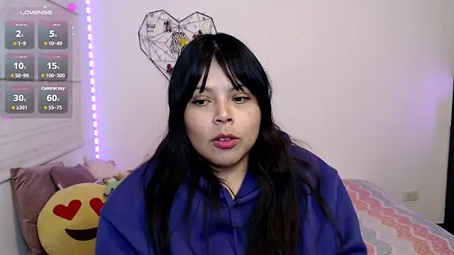 EllieMoonX webcam