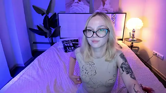 Amely_18 webcam