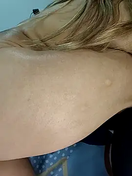estrella_tasty webcam