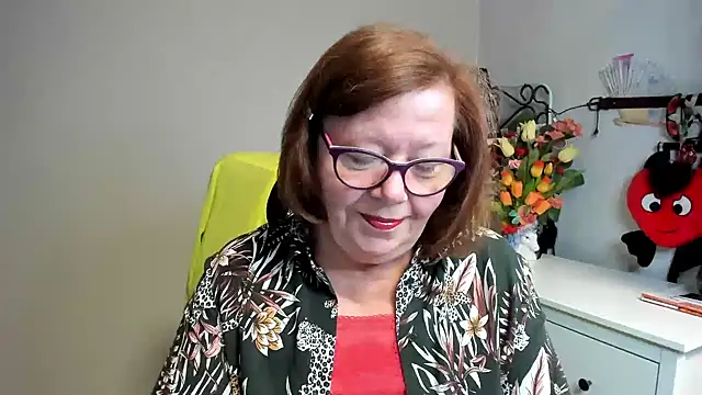 Adelewildx live cam on StripChat
