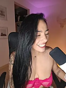 helena_smith live cam on StripChat